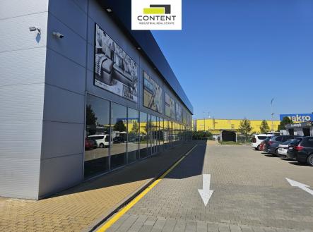 Pronájem obchodní prostor, 342 m²