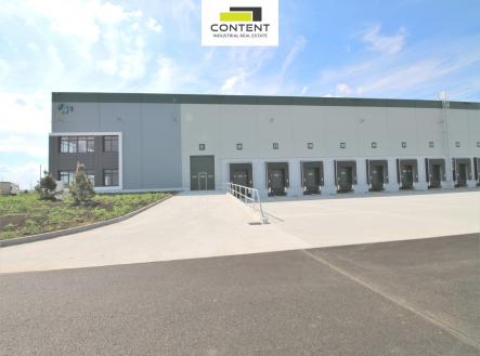 Pronájem výrobní prostor, 5 872 m²