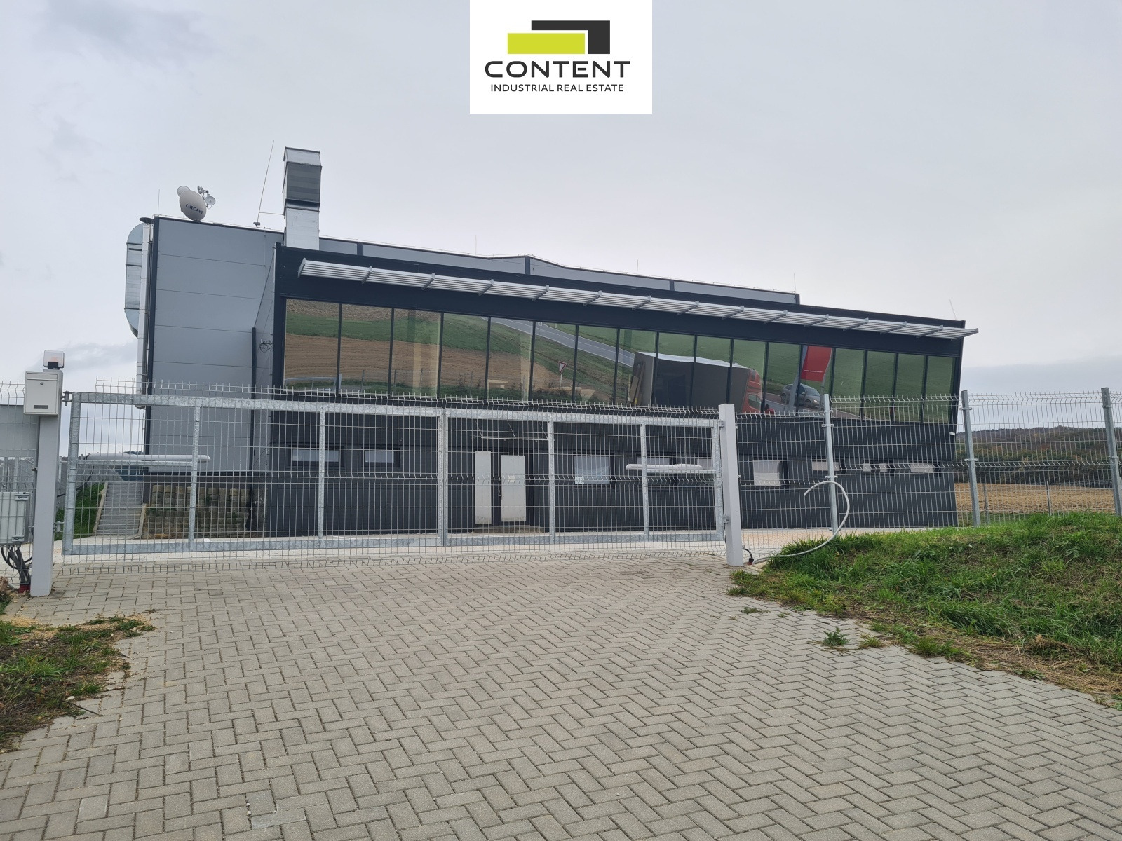 Pronájem skladu, výrobních prostor 1.629 m², Bystřice pod Lopeníkem