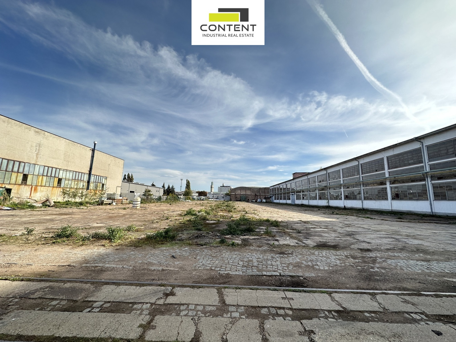 Pronájem venkovní plochy 2.000 m², Hradec Králové - Kukleny