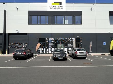 Pronájem skladovací prostor, 824 m²