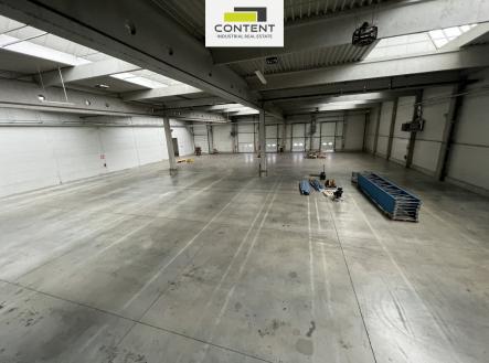 Pronájem skladu, 4 114 m²