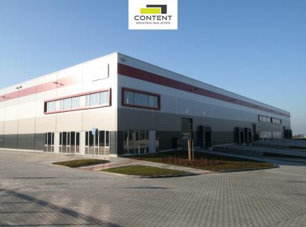Pronájem skladu, 1 696 m²