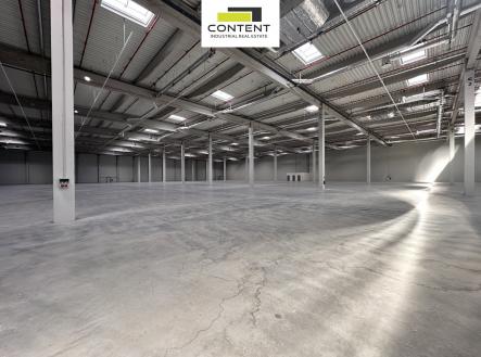 Pronájem skladu, 15 718 m²
