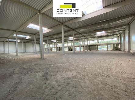 Pronájem skladu, 16 000 m²