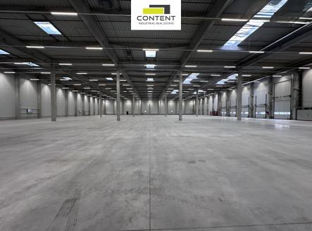 Pronájem skladu, 21 900 m² obrázek