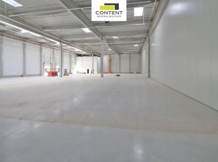 Pronájem výrobní prostory, 5 600 m²