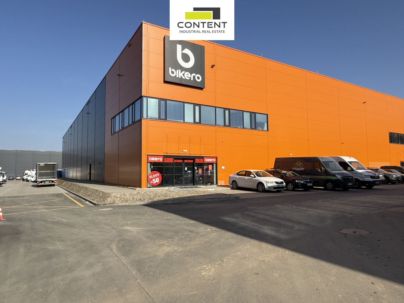 Pronájem novostavby skladu, výrobních prostor 1.331 m², Zápy, Praha-východ, D10