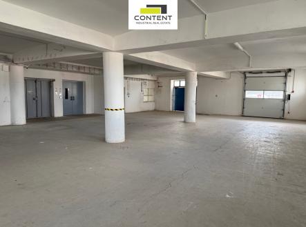 Pronájem skladu, 3 000 m²