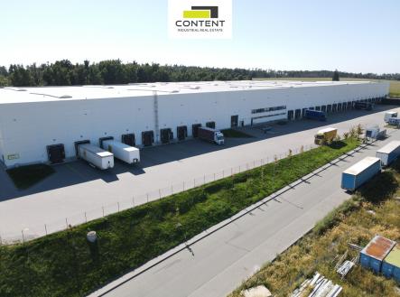 Pronájem skladu, 32 000 m²