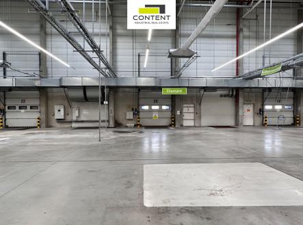 Pronájem skladu, 2 255 m²