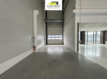 Pronájem výrobní prostory, 824 m²
