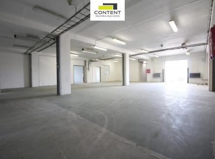 Pronájem skladu, 343 m²