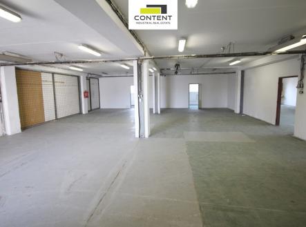 Pronájem skladu, 343 m²