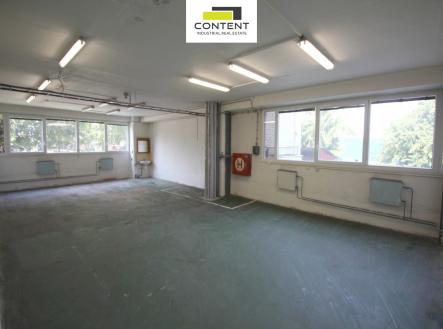 Pronájem skladu, 343 m²