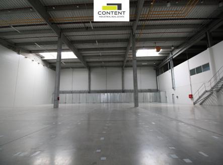 Pronájem skladu, 2 342 m²