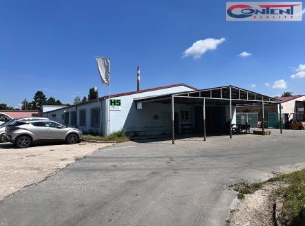 Pronájem výrobní prostory, 745 m²