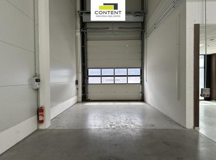 Pronájem skladu, 943 m²