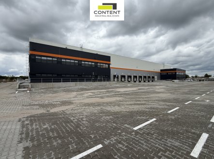 Pronájem skladu, 12 200 m²
