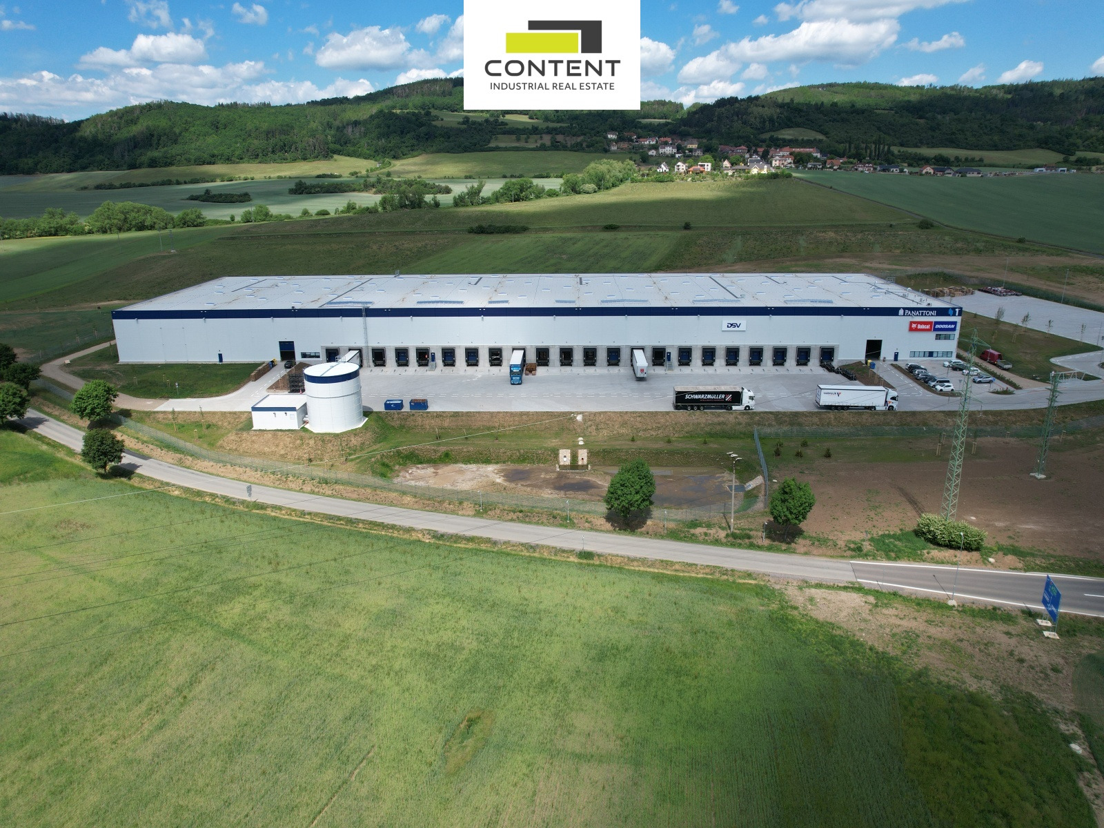 Pronájem novostavby skladu, výrobních prostor 12.600 m², Zdice, D5