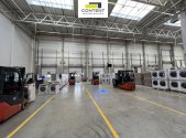 Pronájem skladu, 7 600 m²