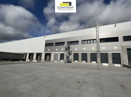 Pronájem skladu, 7 600 m²