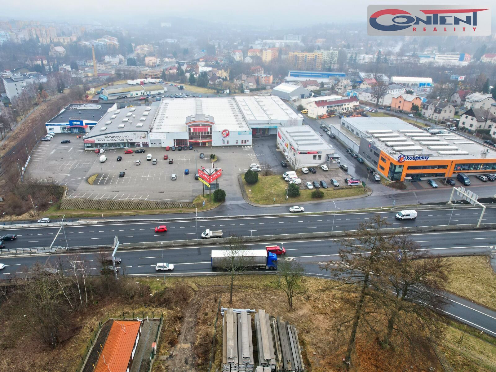 Pronájem skladových prostor 1.645 m², Liberec