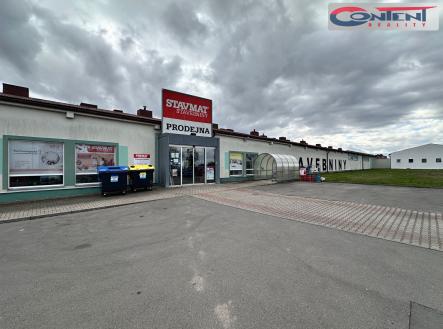 Pronájem - obchodní prostor, 1 596 m²