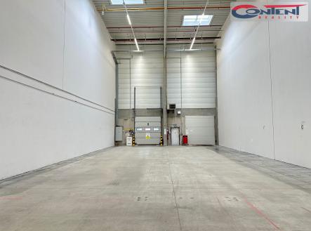 Pronájem - skladovací prostor, 461 m²