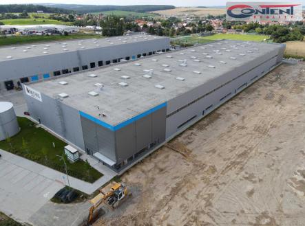 Pronájem - výrobní prostor, 8 000 m²