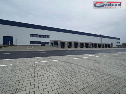 Pronájem - skladovací prostor, 7 000 m²