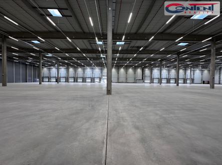 Pronájem - výrobní prostor, 7 600 m²