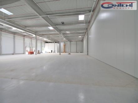 Pronájem - skladovací prostor, 1 500 m² obrázek