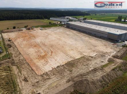 Pronájem - skladovací prostor, 16 000 m²