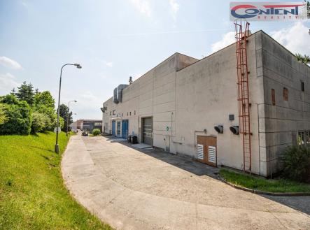 Pronájem - výrobní prostor, 3 400 m²