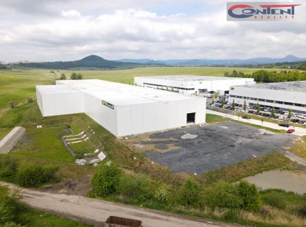 Pronájem - skladovací prostor, 11 741 m²