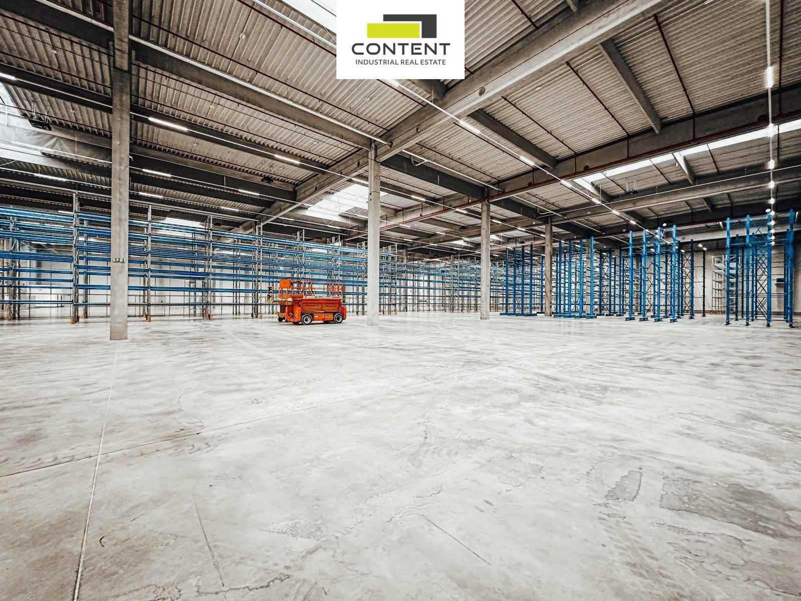 Pronájem skladu, výrobních prostor 15.800 m², Valašské Meziříčí