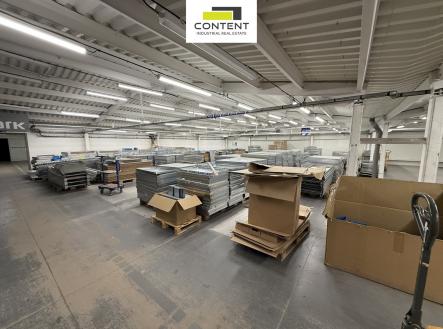 Pronájem skladovací prostor, 3 922 m²