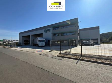 Pronájem skladovací prostor, 875 m²