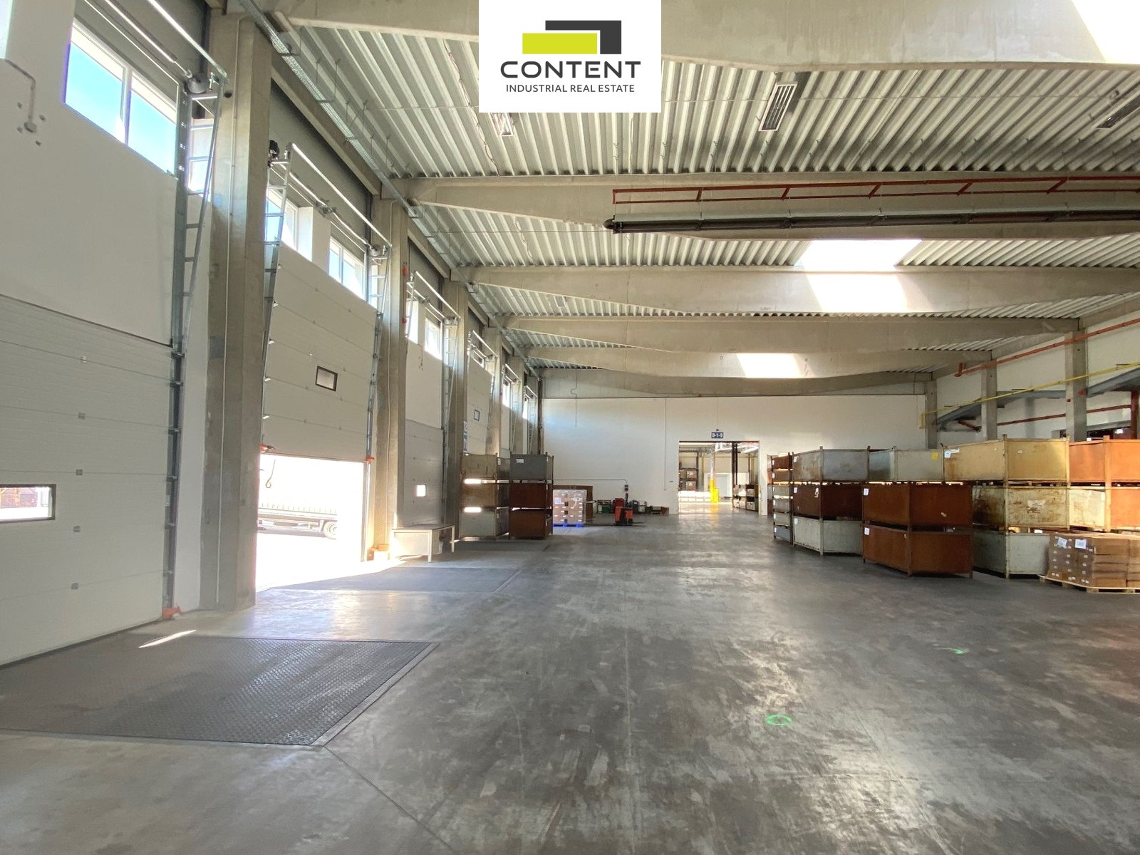 Pronájem skladu, výrobních prostor 6.000 m², Praha - východ, Čelákovice