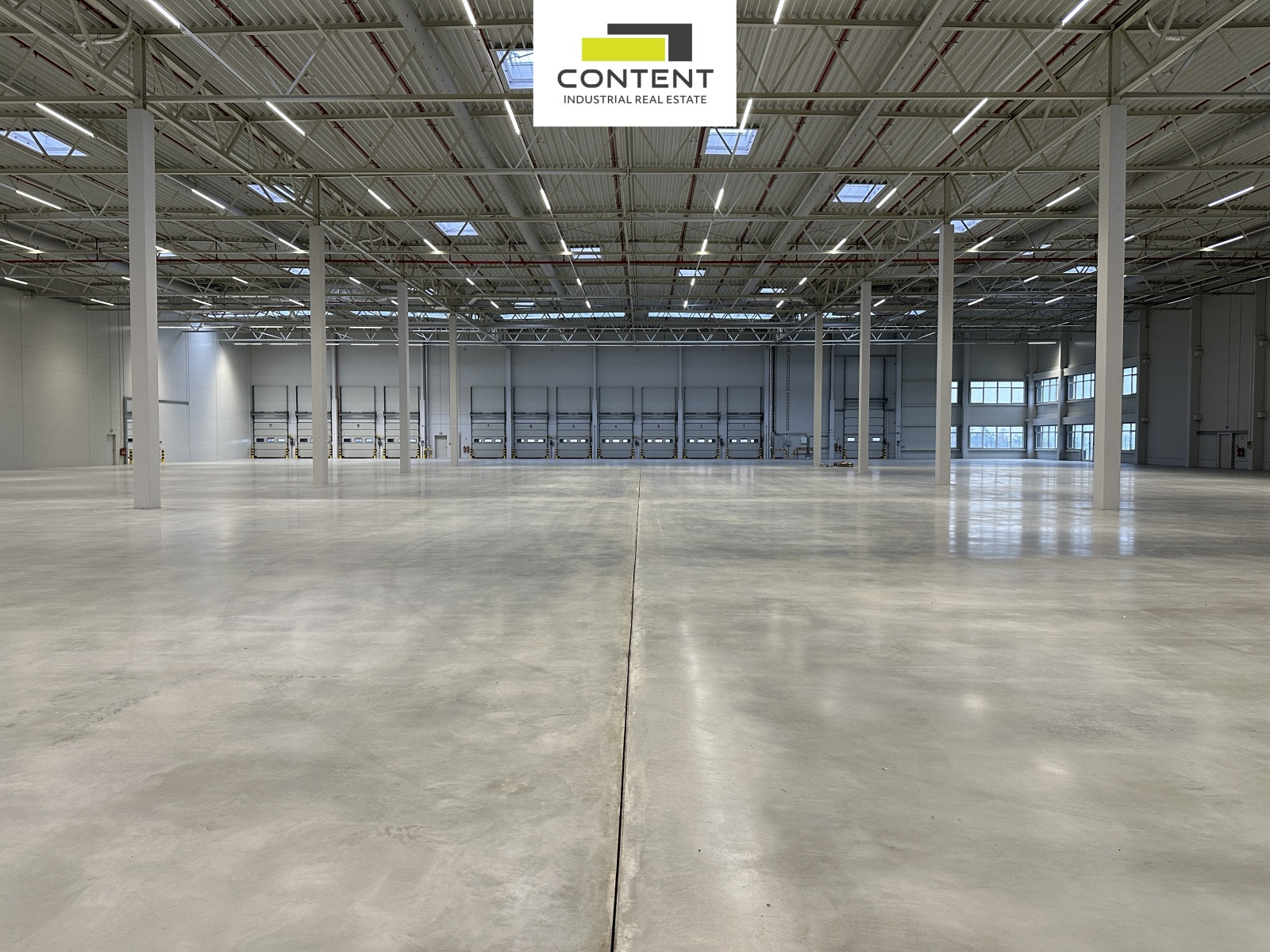 Pronájem skladu, výrobních prostor 5.932 m², Ostředek, D1