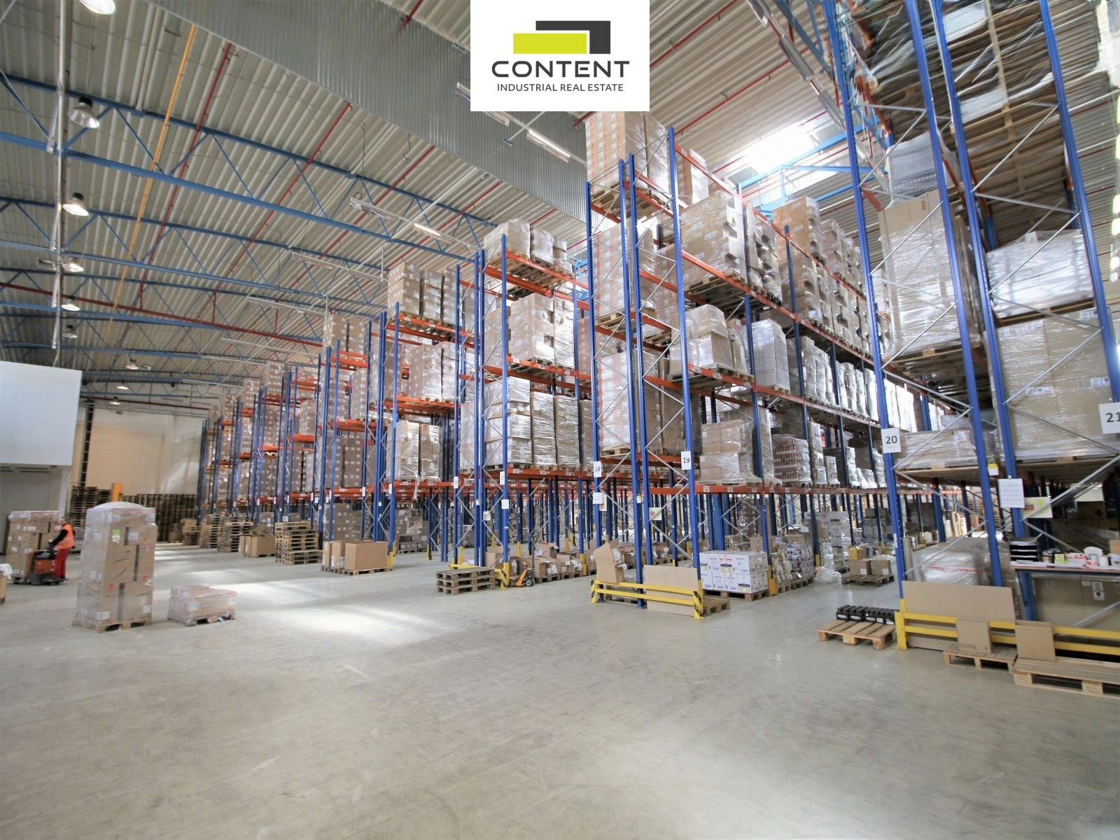 Pronájem skladu, výrobních prostor 2.333 m², Kněževes