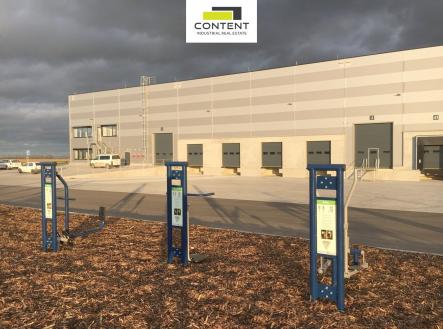 Pronájem výrobní prostor, 8 884 m²