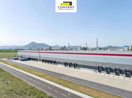 Pronájem výrobní prostor, 6 563 m²