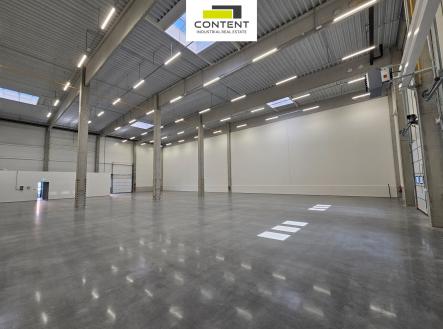 Pronájem skladu, 874 m²