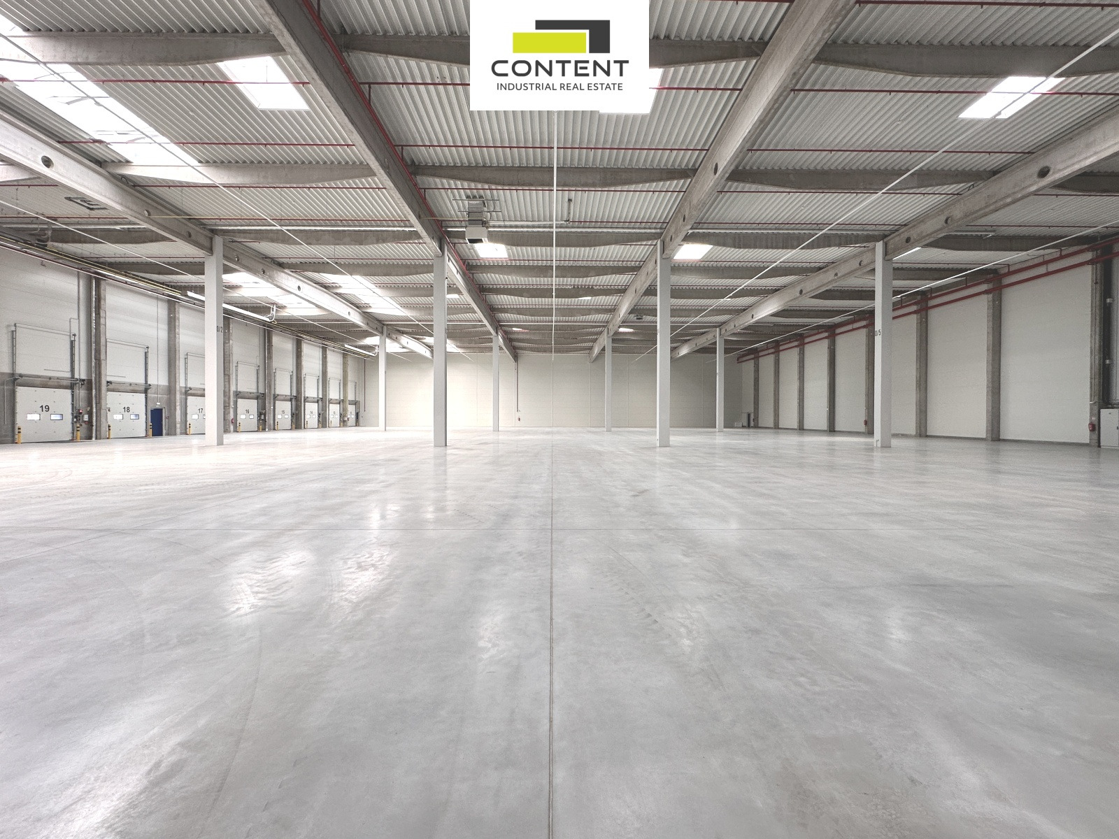 Pronájem novostavby skladu, výrobních prostor 12.600 m², Zdice, D5