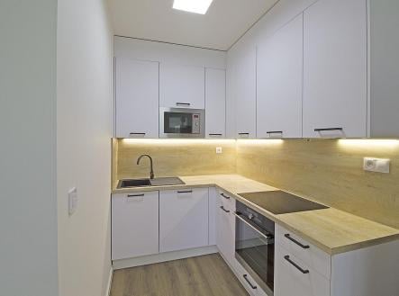 Pronájem bytu, 2+kk, 43 m²