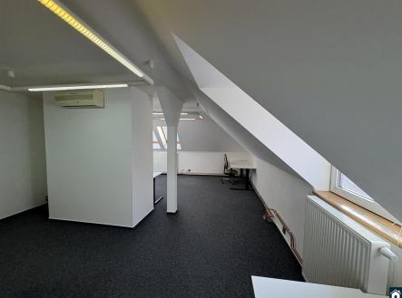 Pronájem kanceláře, 52 m²