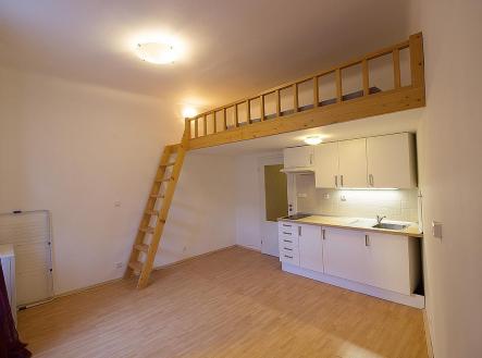 Pronájem bytu, 1+kk, 27 m²