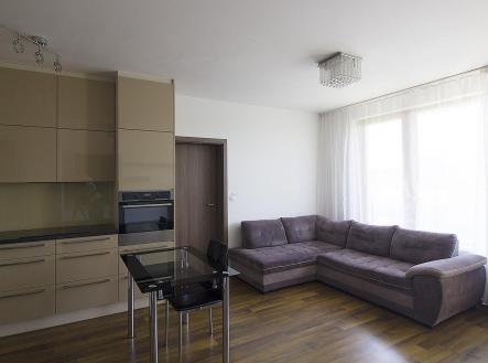 Pronájem bytu, 2+kk, 59 m²